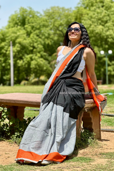 Adhira: Grey Black Handloom Cotton Saree