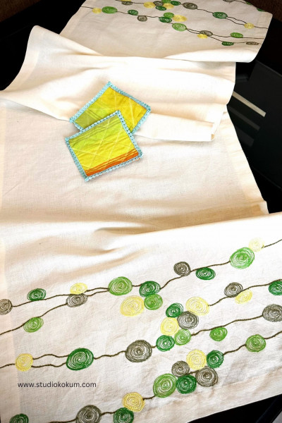 Amoda: Celebration Gift Box