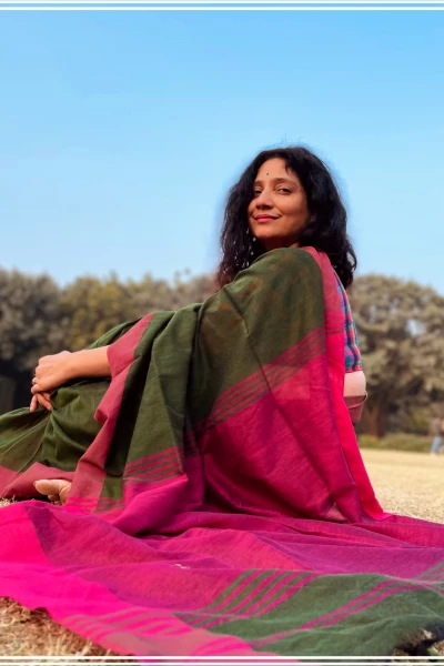 Chingari - Dark Green N Hot Pink Pure Cotton Handloom Saree