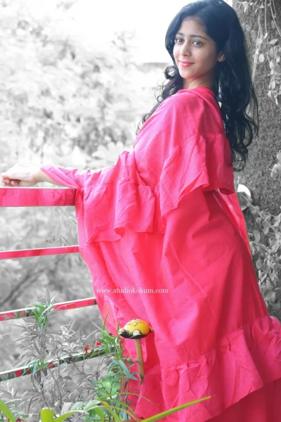 Image of Giggly Gaurayya - Pure Cotton Ruffle Saree in Pink Colour