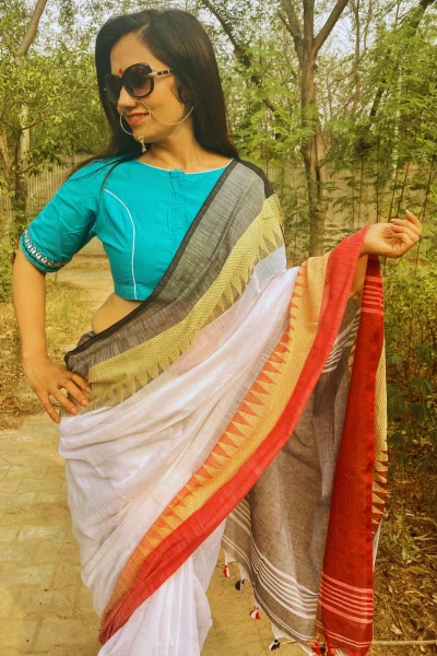 Image of It's Snowing at Night - Handwoven Pure Cotton Contrast Anchal Saree