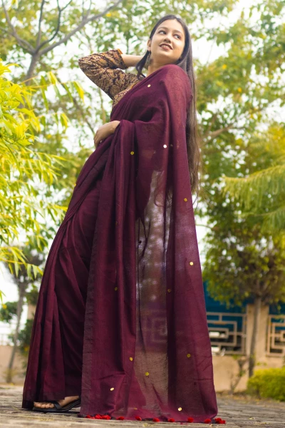 kala Khatta - Big Sitara Work Plain Maroon Saree