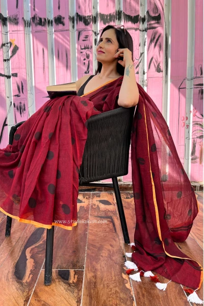 Kentucky Kiss - Pure Mul Polka Dots Saree in Maroon Colour