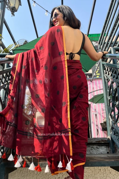 Kentucky Kiss - Pure Mul Polka Dots Saree in Maroon Colour