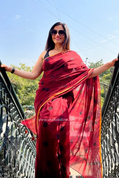 Kentucky Kiss - Pure Mul Polka Dots Saree in Maroon Colour