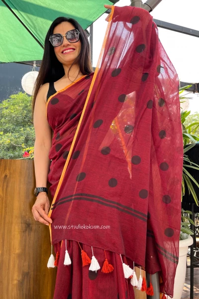 Kentucky Kiss - Pure Mul Polka Dots Saree in Maroon Colour