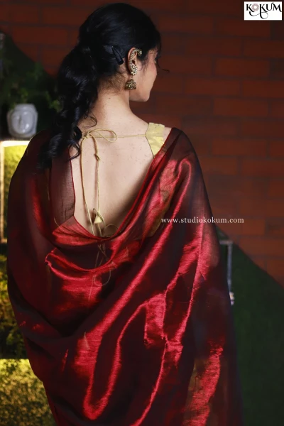 Kumkum - Maroon Saree Plain (Mul Tissue)