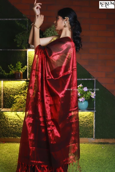 Kumkum - Maroon Saree Plain (Mul Tissue)
