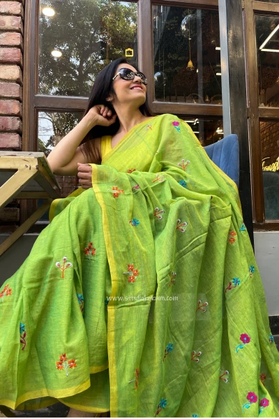 Lime N Lemony: Pure Mul Cotton Saree in Dual Tone Green with Embroidery