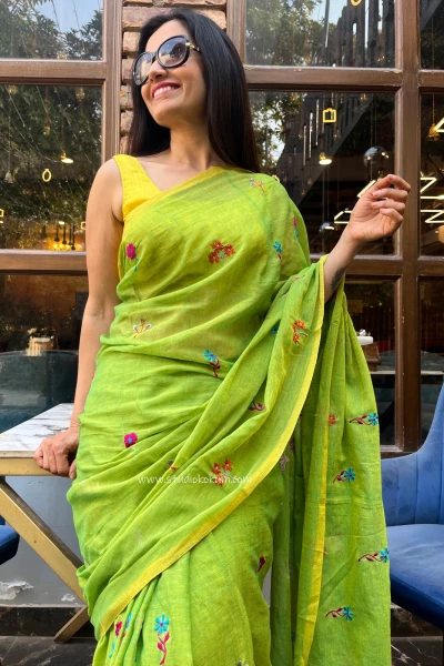 Lime N Lemony: Pure Mul Cotton Saree in Dual Tone Green with Embroidery