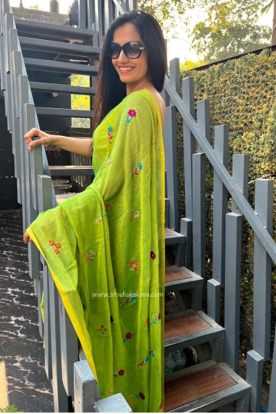 Lime N Lemony: Pure Mul Cotton Saree in Dual Tone Green with Embroidery