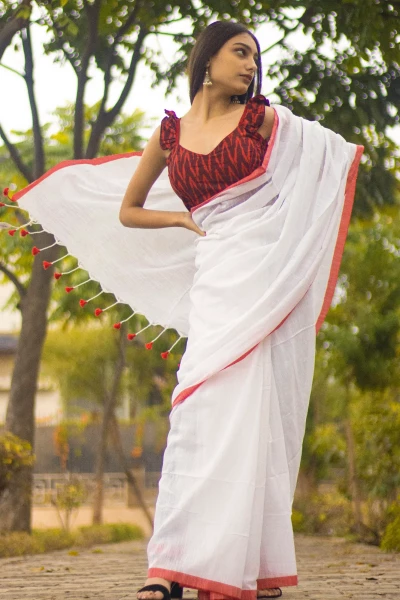 Shiuli – Handloom Cotton White Red Saree