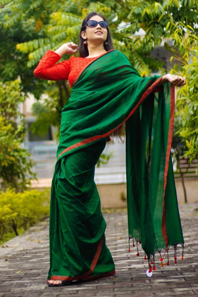 Image of Stopping By Woods - Handloom Cotton Saree
