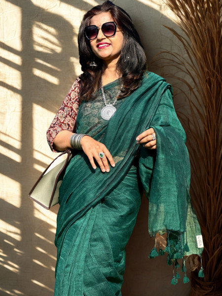 Anayaa: Green Handwoven Linen Saree