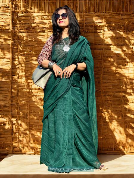 Anayaa: Green Handwoven Linen Saree