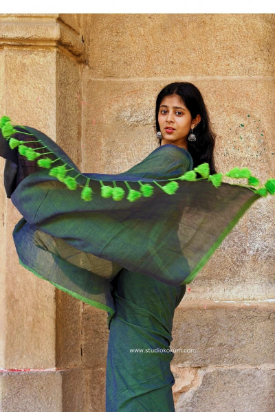 Urvi : Olive Colour Soft Mul Cotton Saree