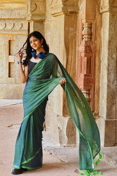 Urvi : Olive Colour Soft Mul Cotton Saree