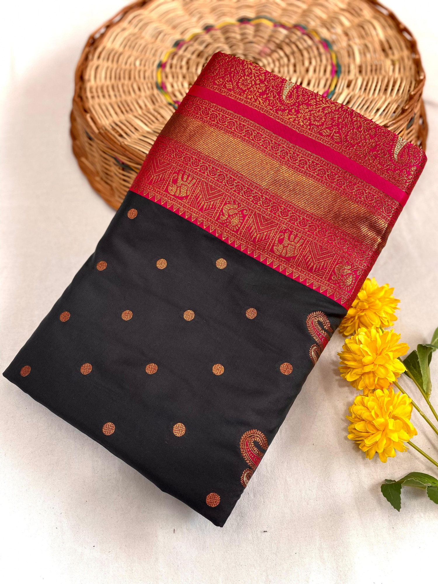 Black Kanchipuram Paithani Silk Rich Zari Kanchi Weaved Saree
