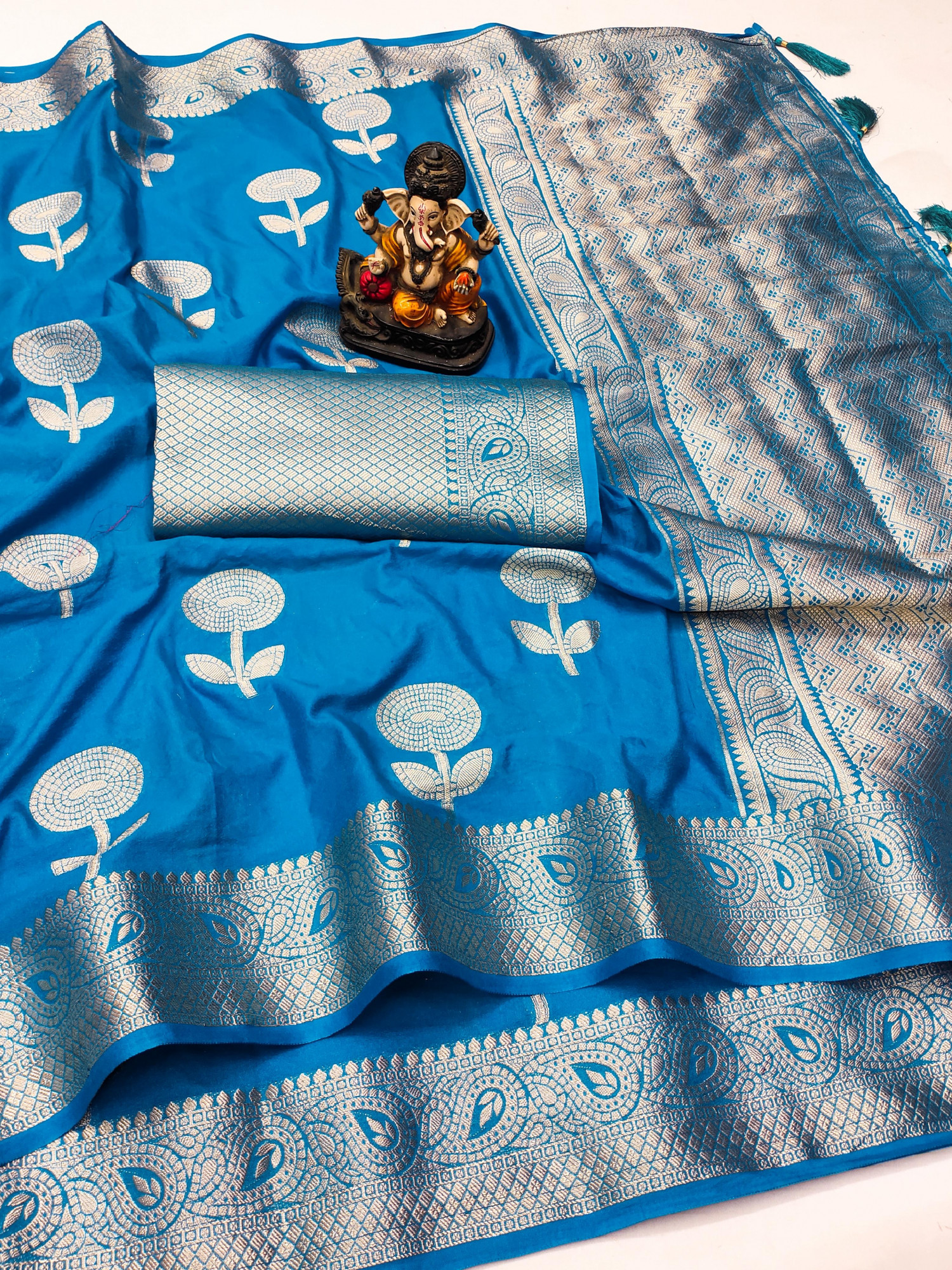 Turquoise Banarasi Soft Georgette Silk Zari Weaved Rich Pallu Border Saree