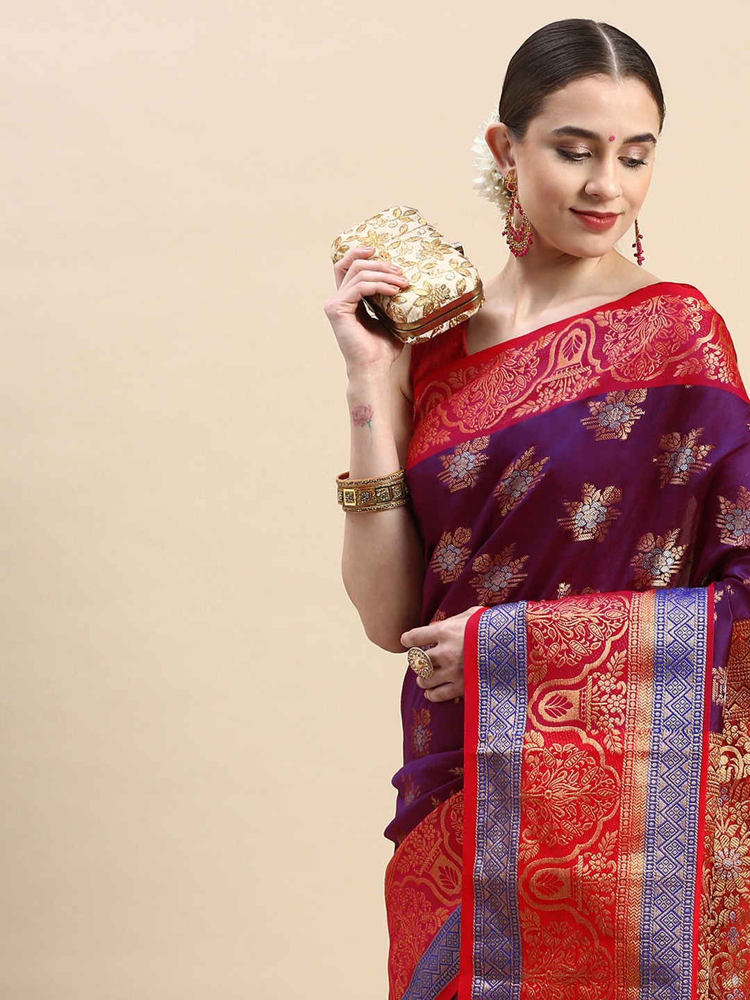 Kanchipuram Silk Handloom Weaved Rich Zari Weaved Pallu And Border Saree