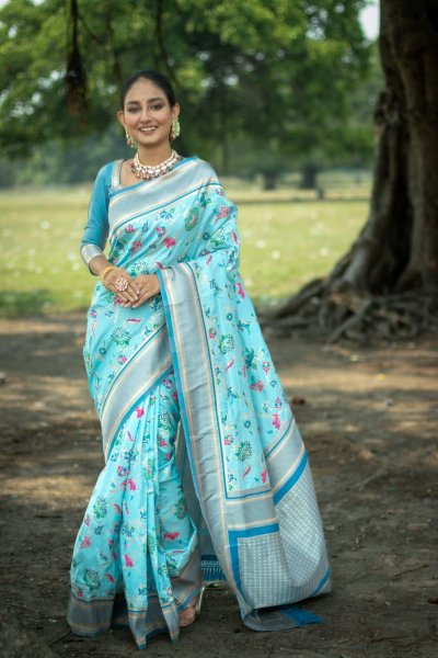 Image of Pure Banarasi Katan Silk All Over Zari Weaved With Rich Pallu Border Sarees