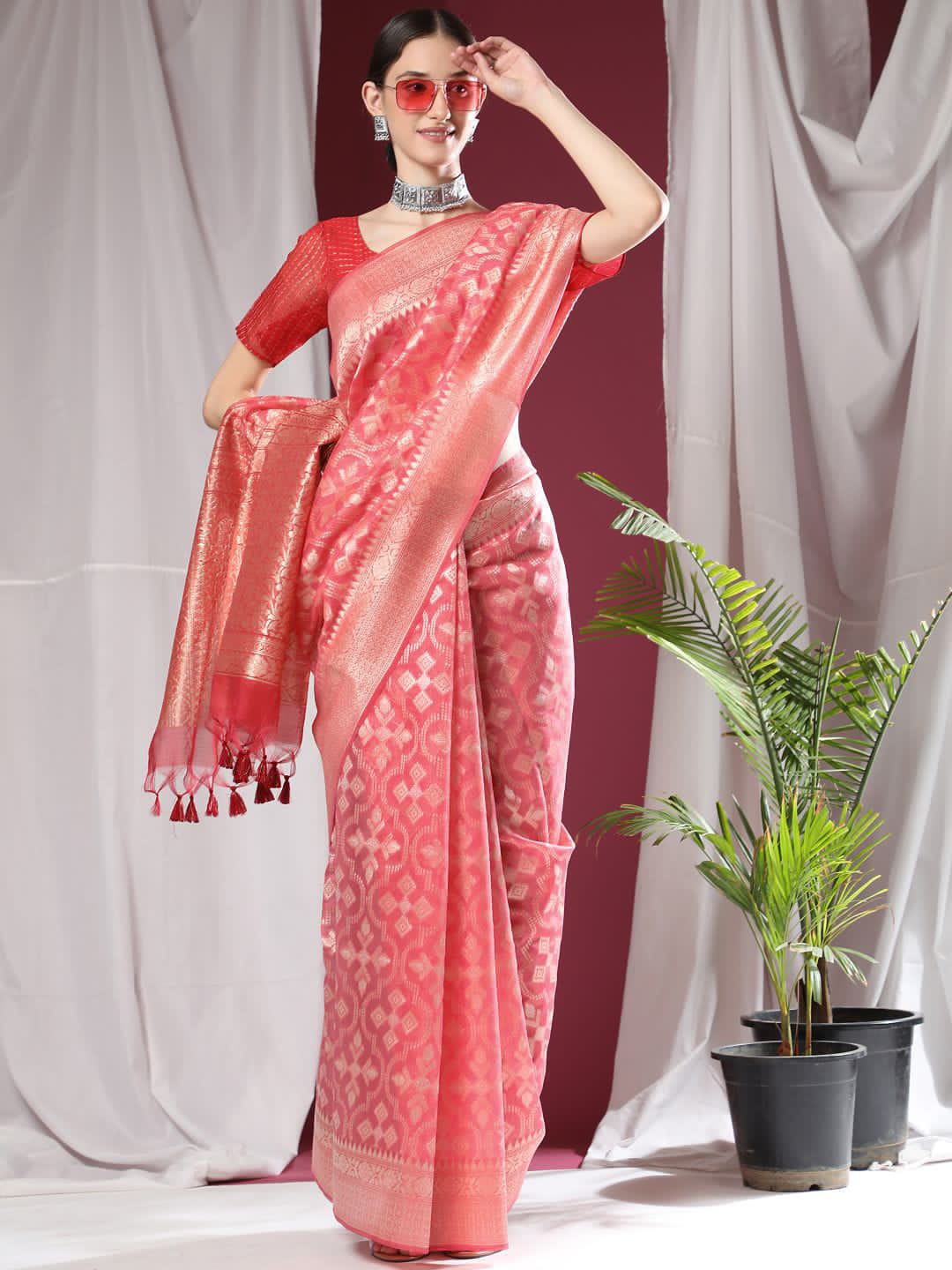 Pure Maheshwari Silk All Over Rich Zari Weaved Pallu And Border Saree