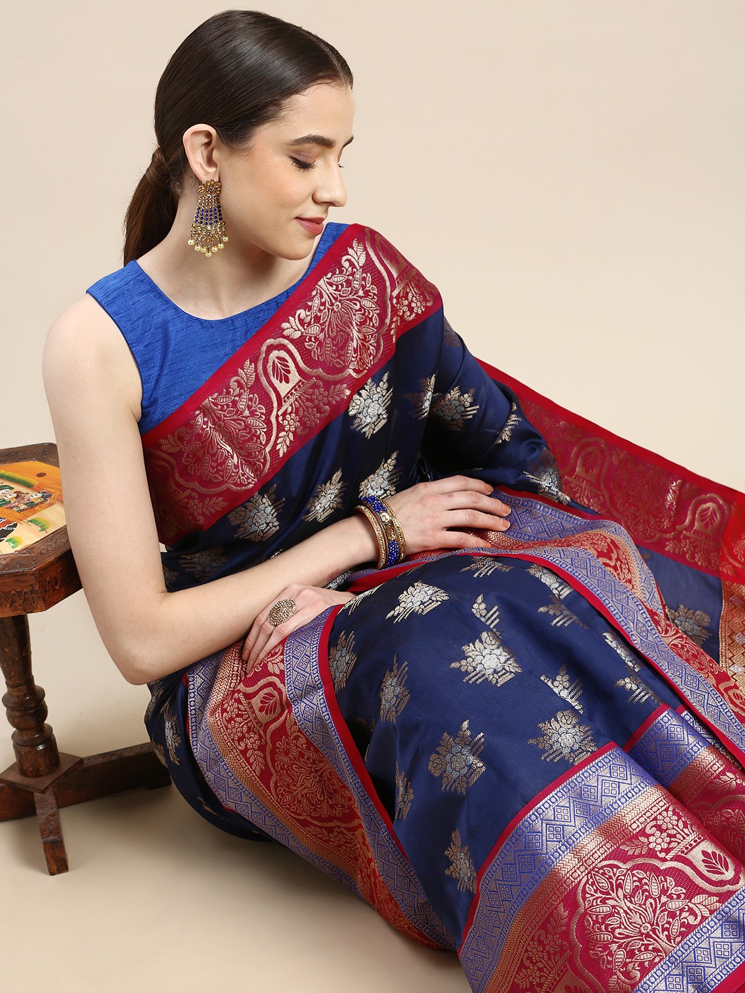 Kanchipuram Silk Handloom Weaved Rich Zari Weaved Pallu And Border Saree