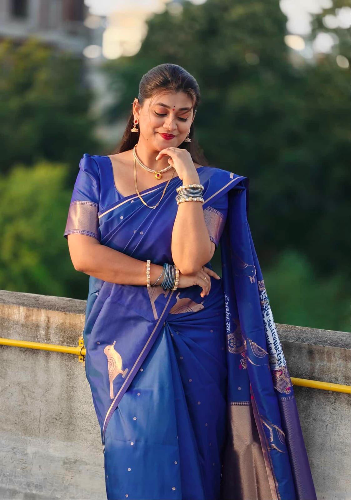 Blue Pure Soft Kanjivaram Gold Zari Weaved Rich Pallu Saree