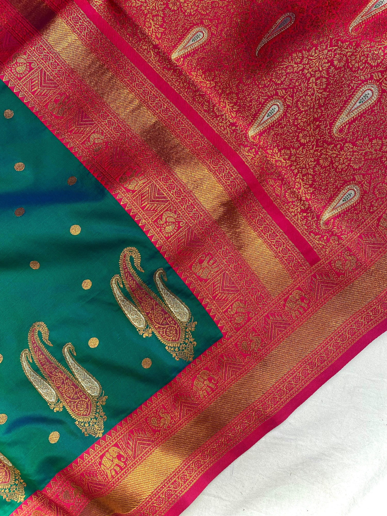 Jade Green Kanchipuram Paithani Silk Rich Zari Kanchi Weaved Saree