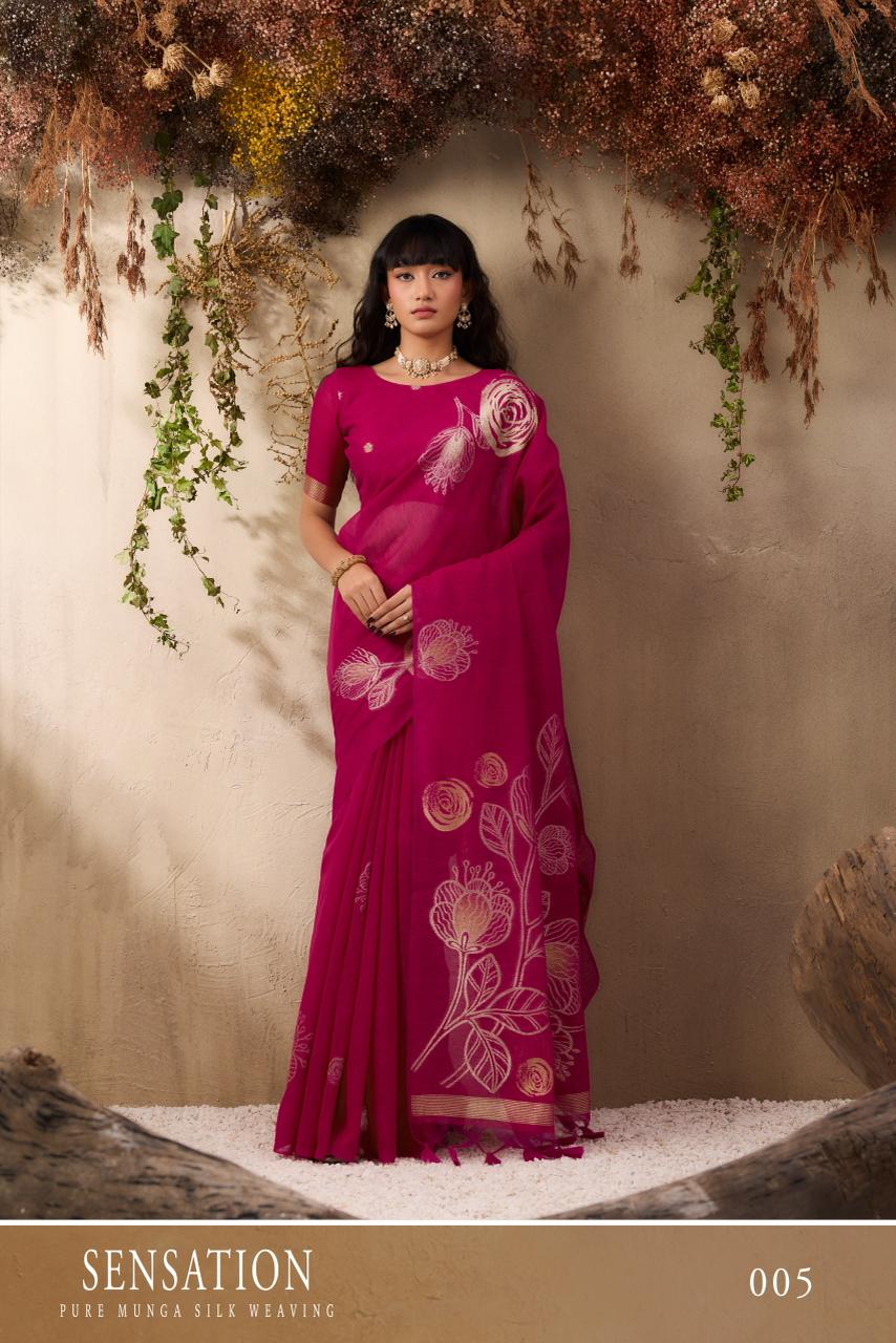 Magenta Pure Munga Silk Handloom Weaved Borderless Saree