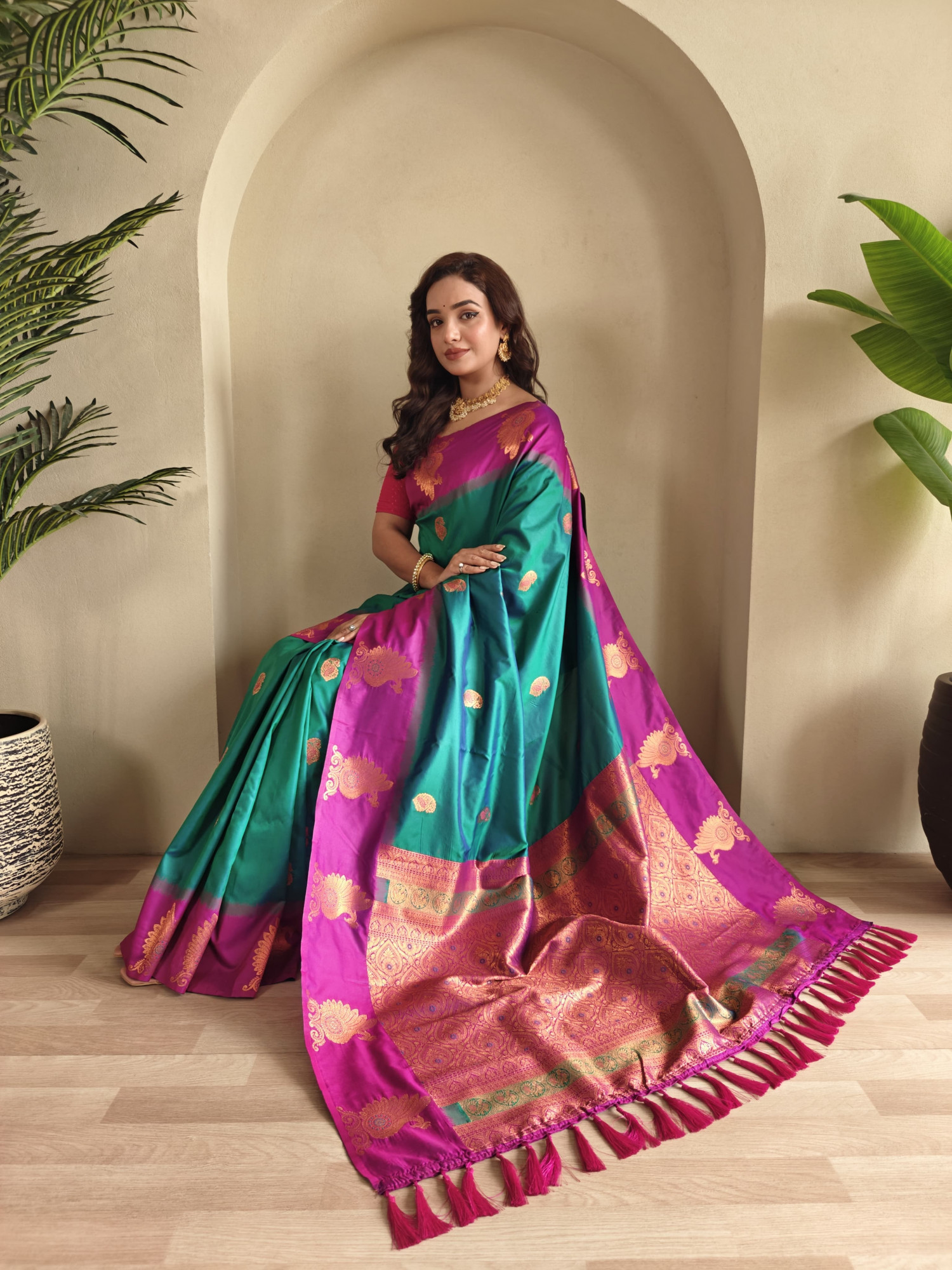 Jade Green Banarasi Silk All Over Zari Weaved Body Motifs Border Rich Pallu Saree