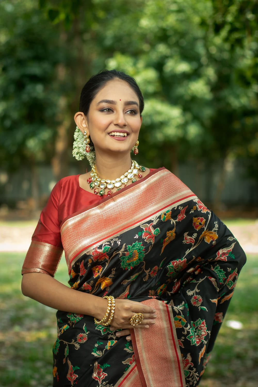 Pure Banarasi Katan Silk All Over Zari Weaved With Rich Pallu Border Sarees