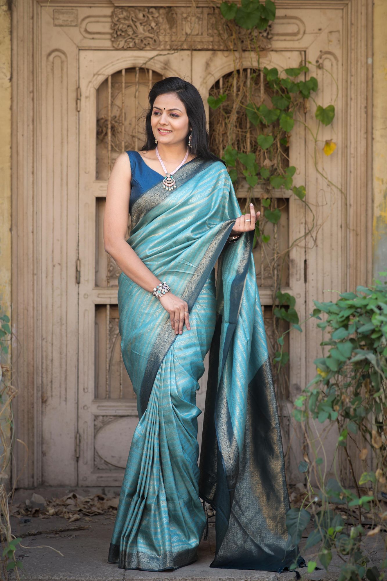 Banarasi Silk Pattu Jacquard Weaved All Over With Rich Pallu Border Sarees