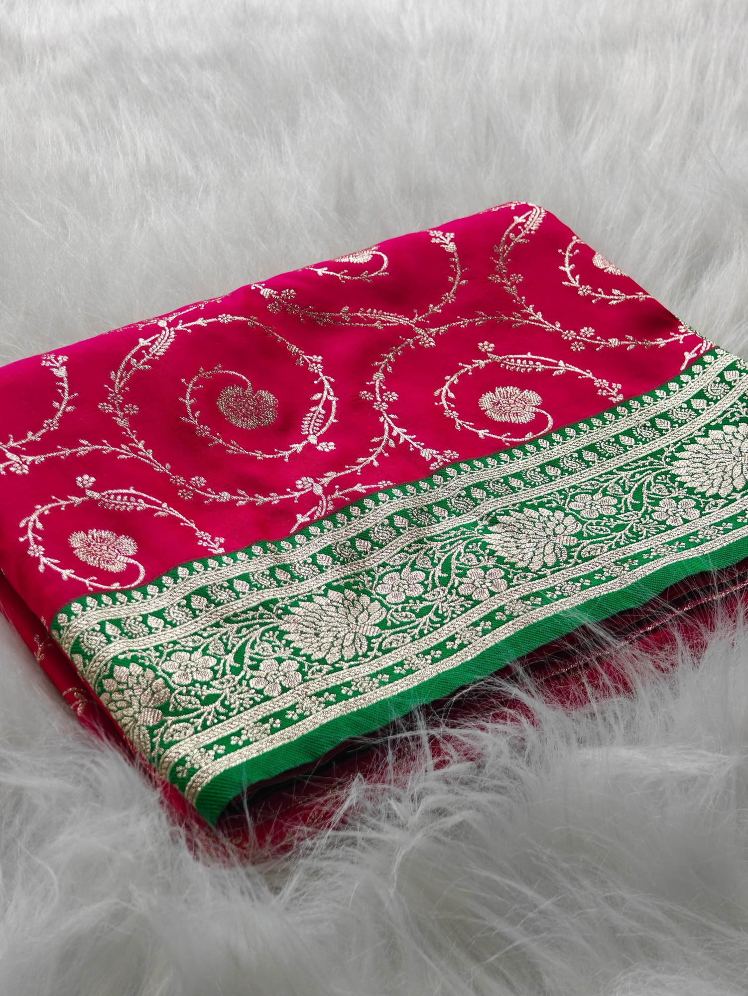 Red Premium Banarasi Satin Silk Zari Weaved Saree