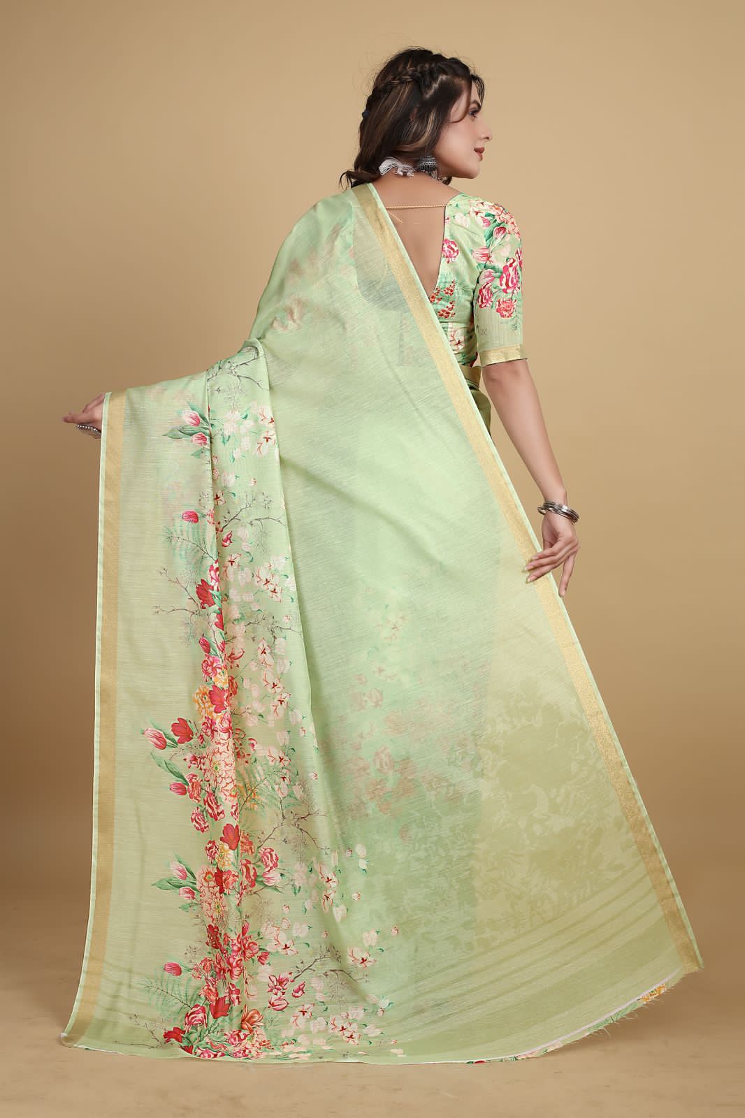 Pure Linen Digital Floral Printed With Tiny Zari Border Saree