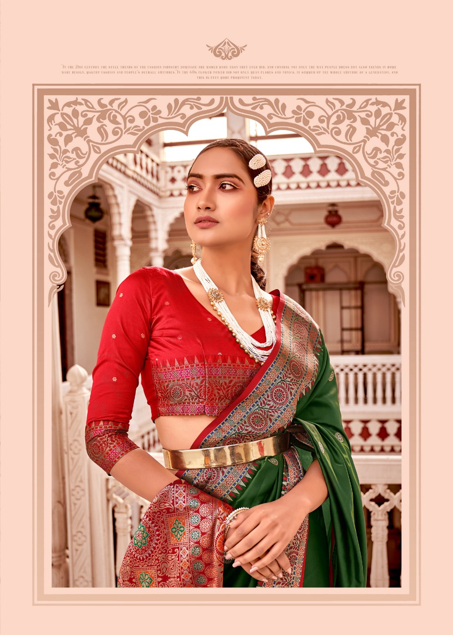 Pure Banarasi Silk Designer Pallu With Rich Zari Weaved Border Saree