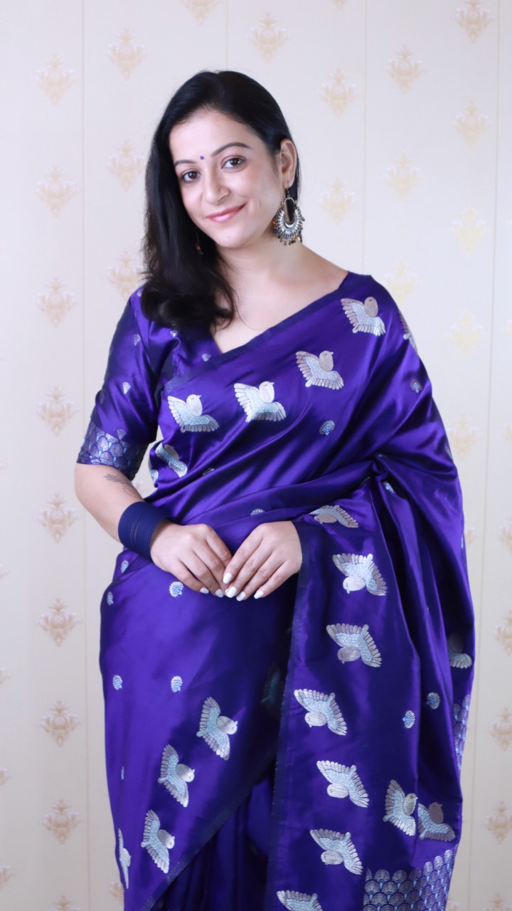 Navy Blue Soft Moonga Silk Floral Motif Rich Pallu Bird Border Saree