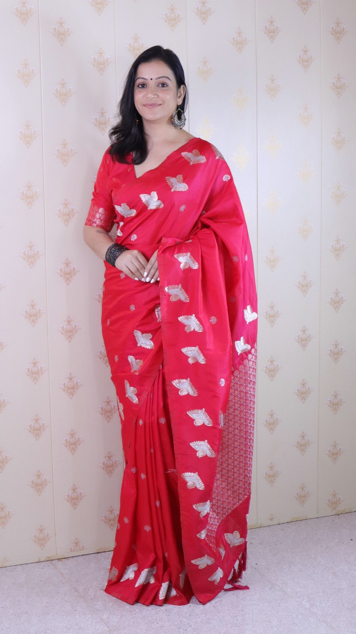 Raani Soft Moonga Silk Floral Motif Rich Pallu Bird Border Saree