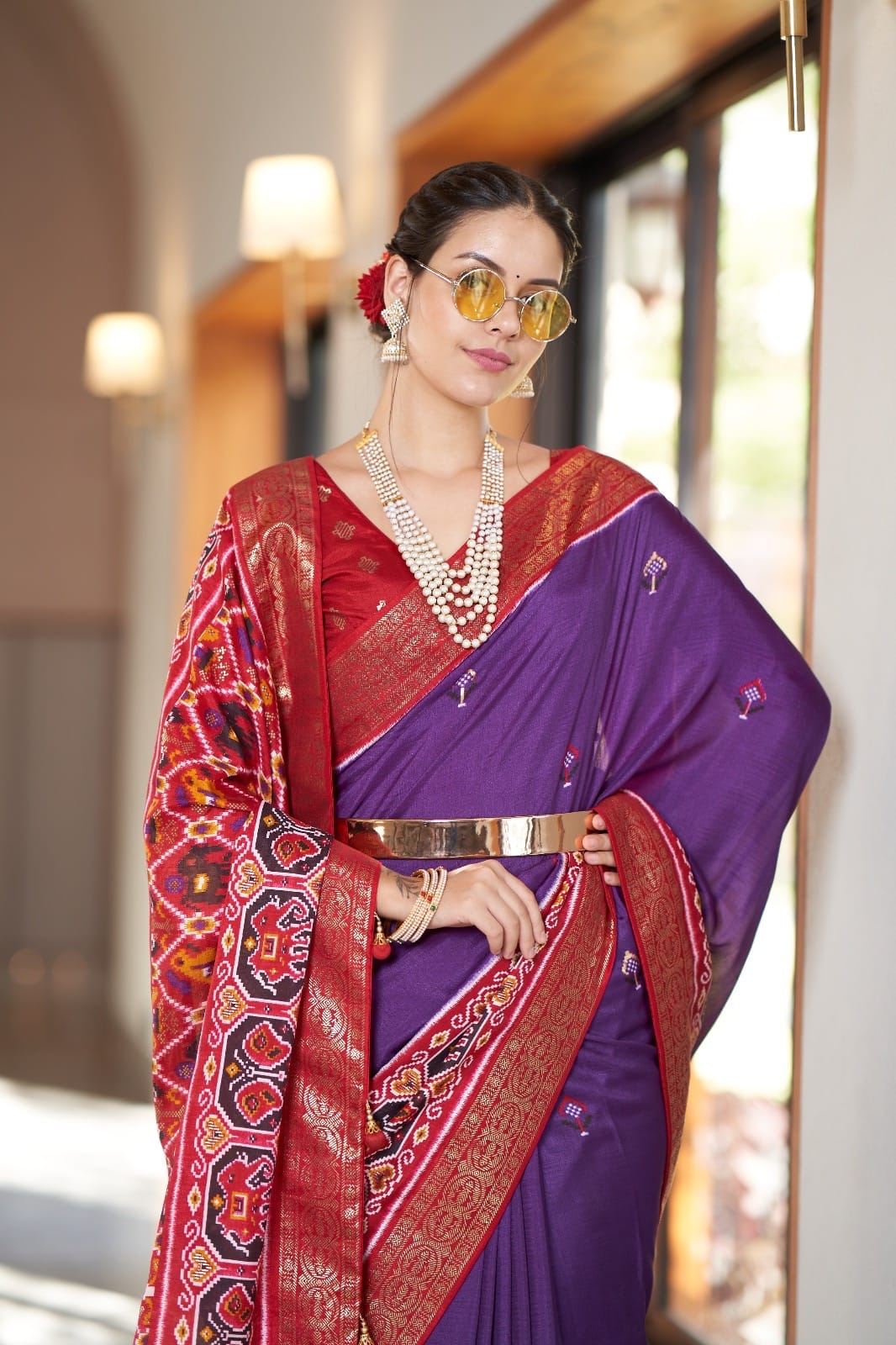 Munga Crepe Banarasi Silk Foil Border Rich Zari Foil Weaved Pallu Saree