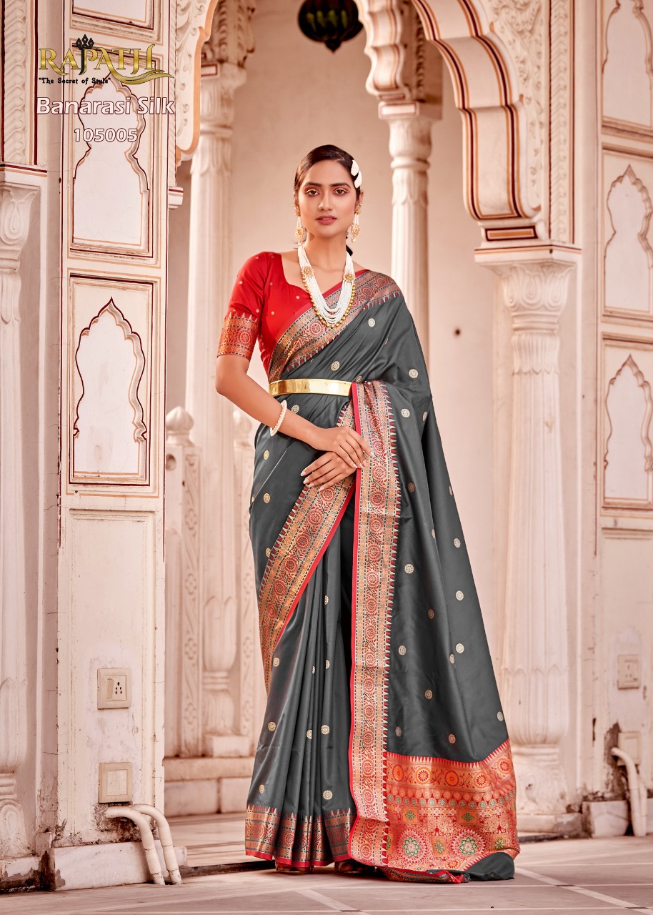 Pure Banarasi Silk Designer Pallu With Rich Zari Weaved Border Saree