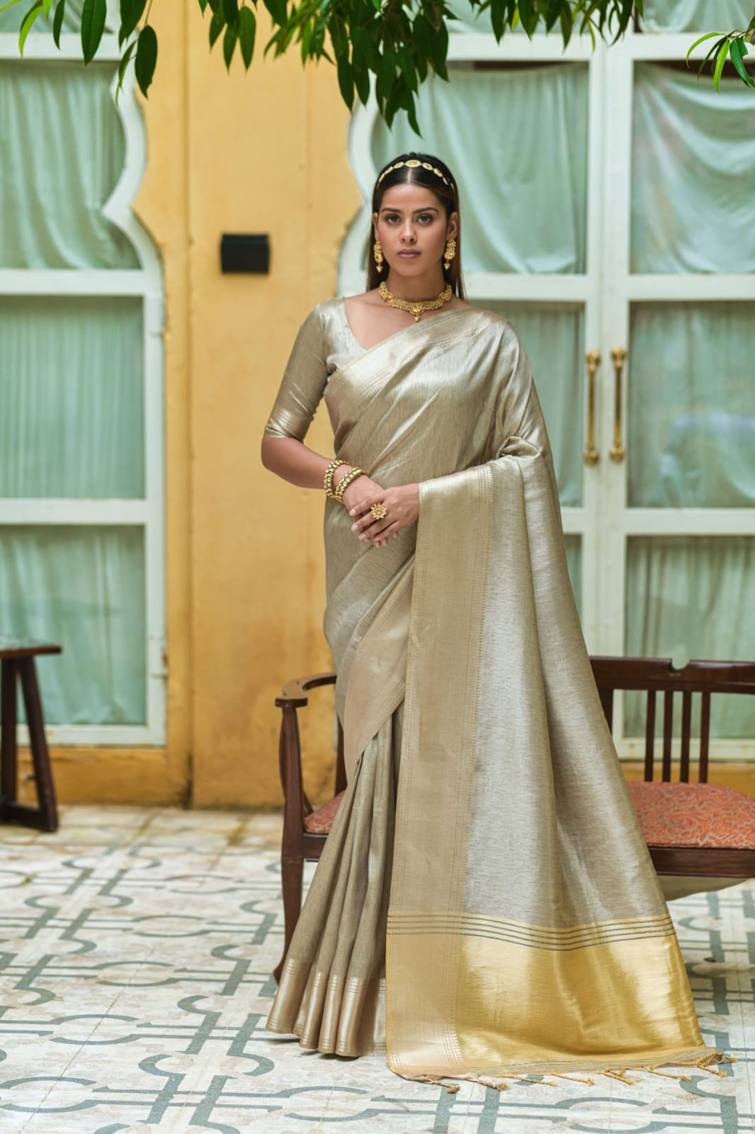 Pure Linen Silk Plain Body With Temple Border Rich Zari Weaved Pallu Sare