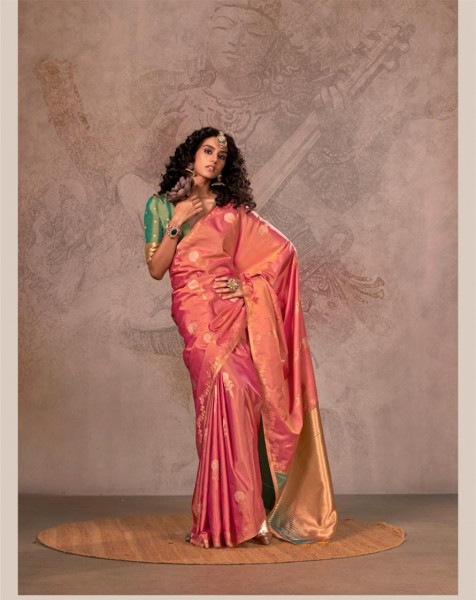 Image of Purple Shaded Two Tone Handloom Weaved Silk Zari Weaved Body Rich Pallu Saree