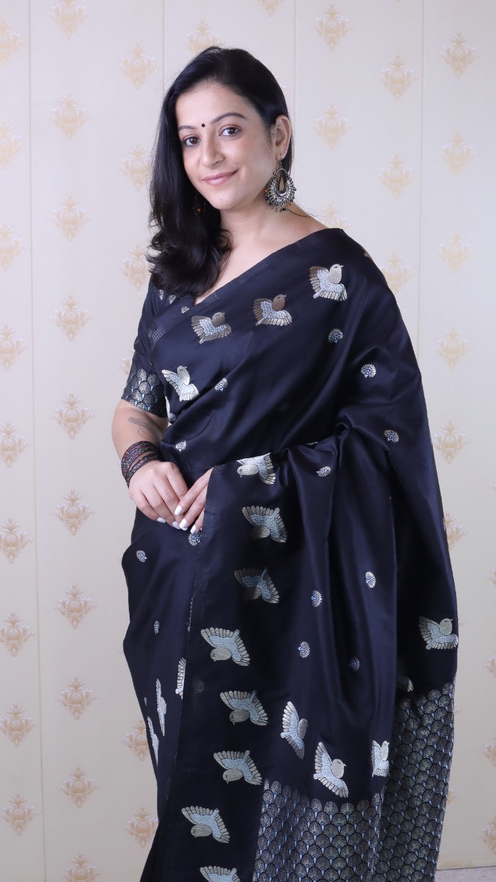 Dark Blue Soft Moonga Silk Floral Motif Rich Pallu Bird Border Saree