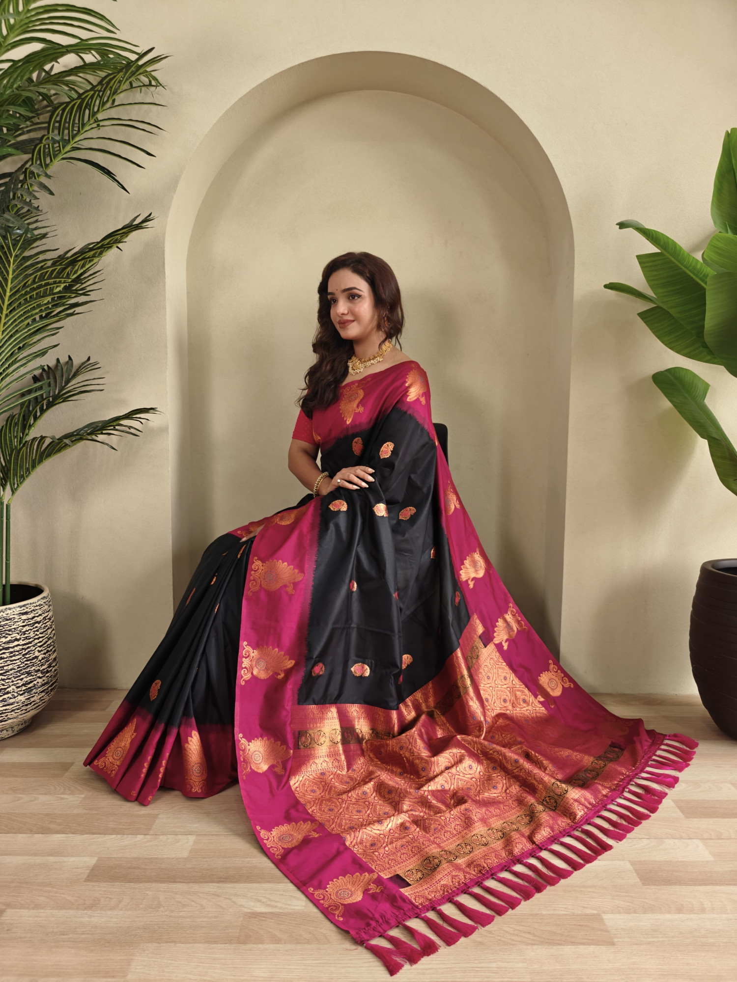 Black Banarasi Silk All Over Zari Weaved Body Motifs Border Rich Pallu Saree