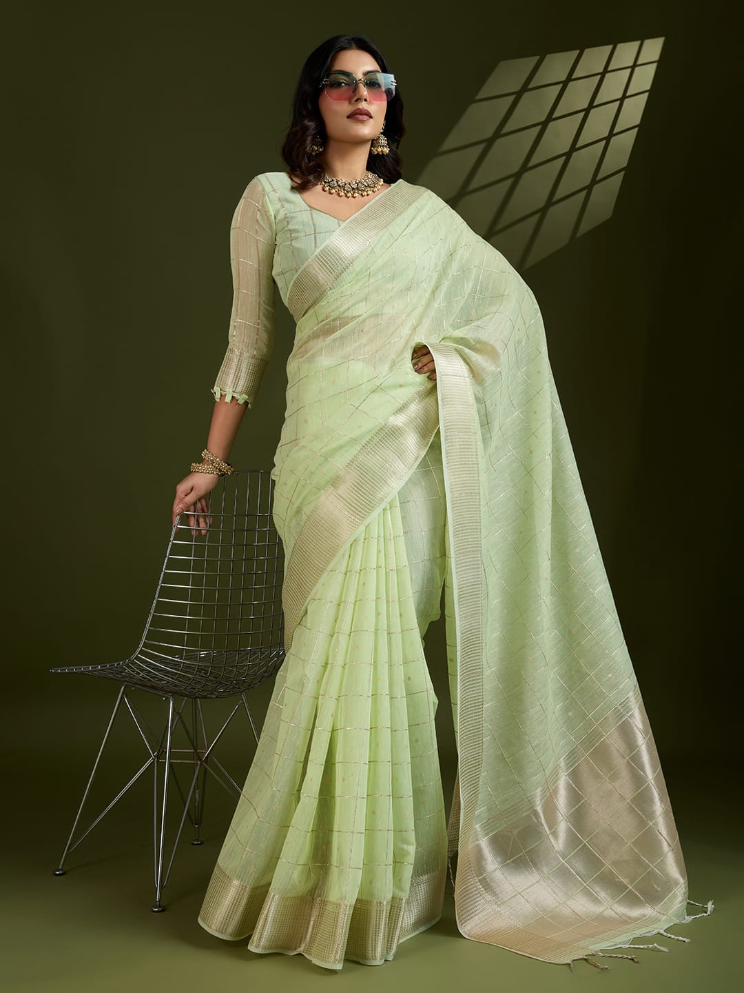 Apple Green Pure Linen Tissue Silk Check Weaved Body Rich Zari Weaved Pallu Border Saree