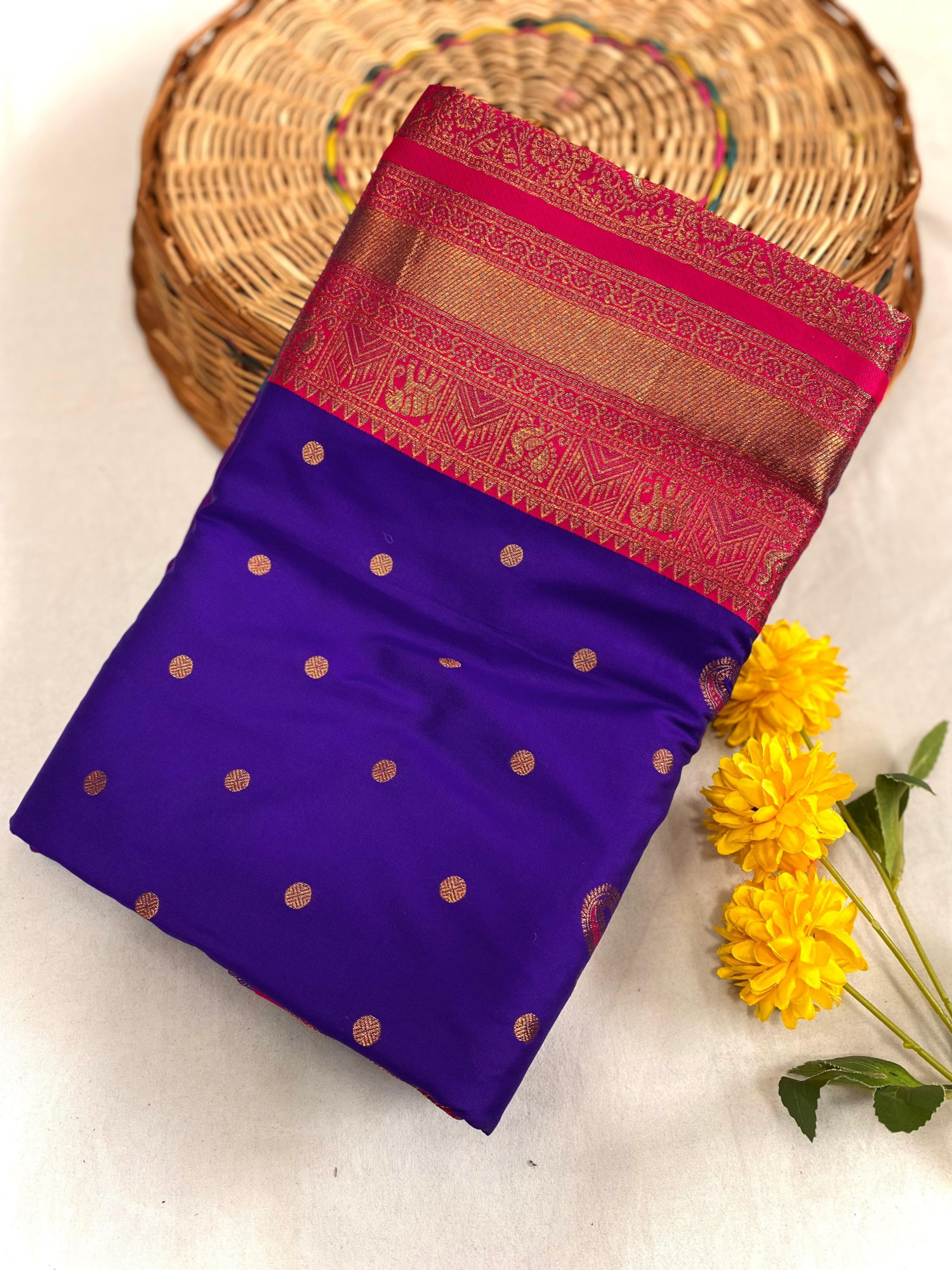 Royal Blue Kanchipuram Paithani Silk Rich Zari Kanchi Weaved Saree