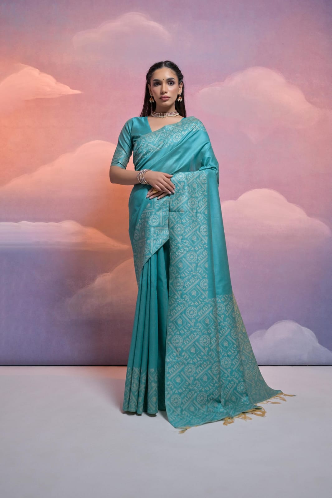 Sea Green Soft Handloom Silk Worli Weaved Pallu Border Saree