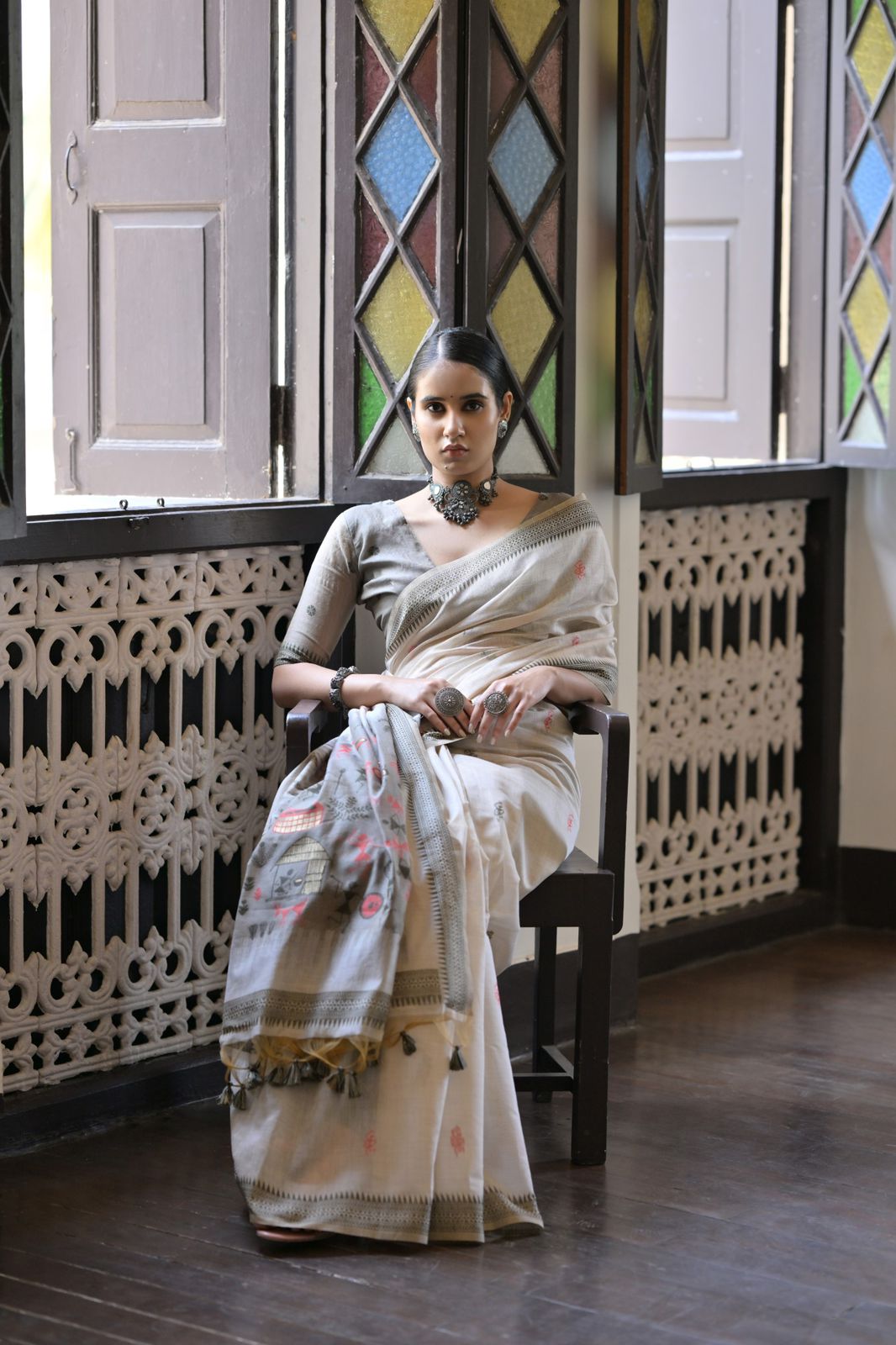 Beige Pure Muga Cotton Contrast Weaved Gray Pallu Saree