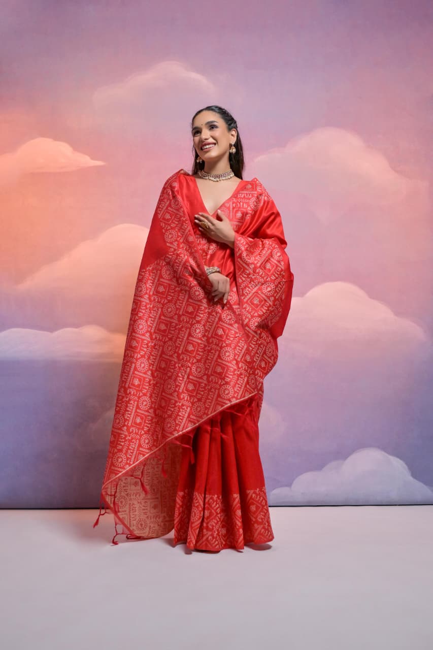 Red Soft Handloom Silk Worli Weaved Pallu Border Saree