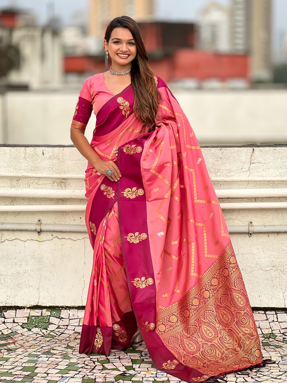 Rose Pink Banarasi Soft Silk Zig Zag Zari Weaved Motifs Saree